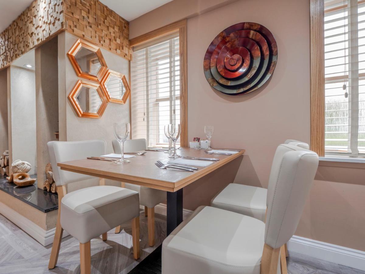 Blackbull Hotel Tarbolton Екстериор снимка