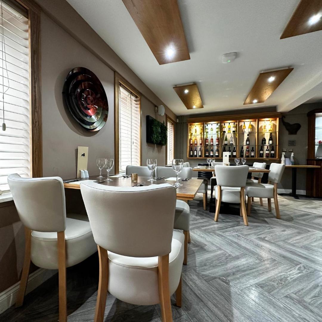 Blackbull Hotel Tarbolton Екстериор снимка