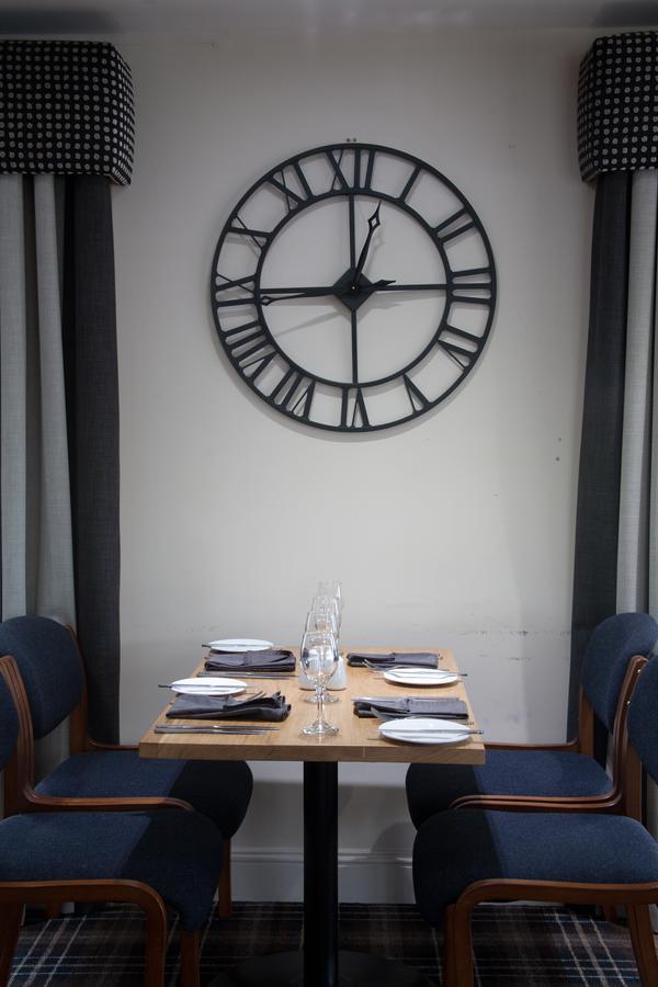 Blackbull Hotel Tarbolton Екстериор снимка