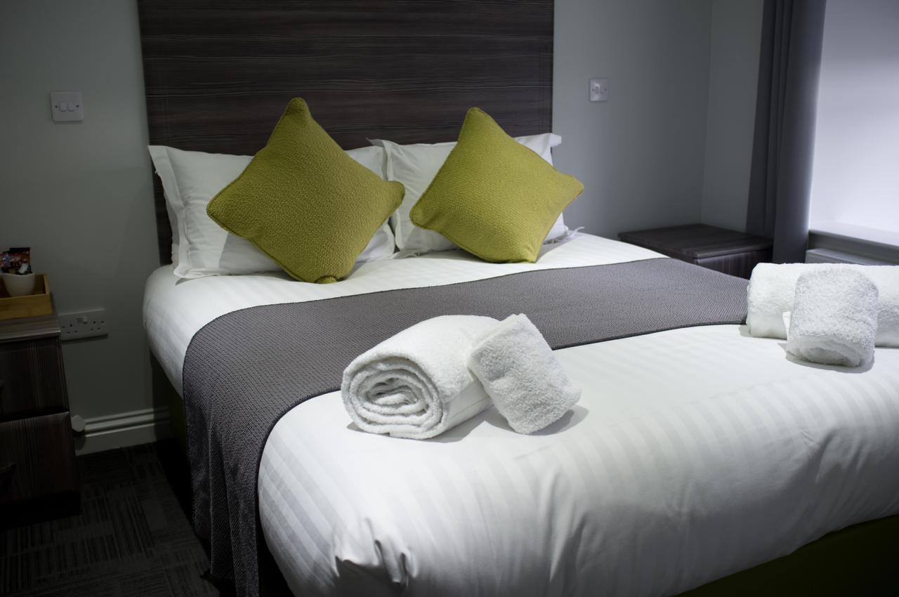 Blackbull Hotel Tarbolton Екстериор снимка